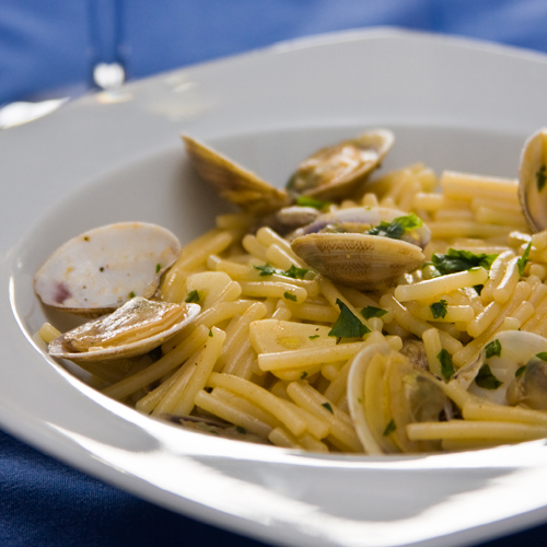 Fideos con almejas