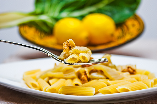 Pasta con pencas al aroma de limón